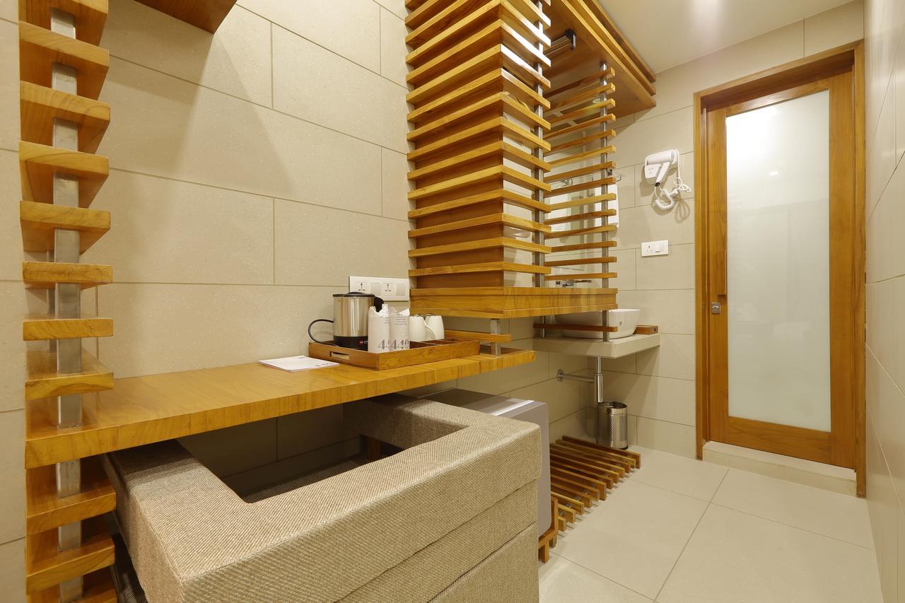 Hotel 440, A Serene Stay Amhedabad Dış mekan fotoğraf