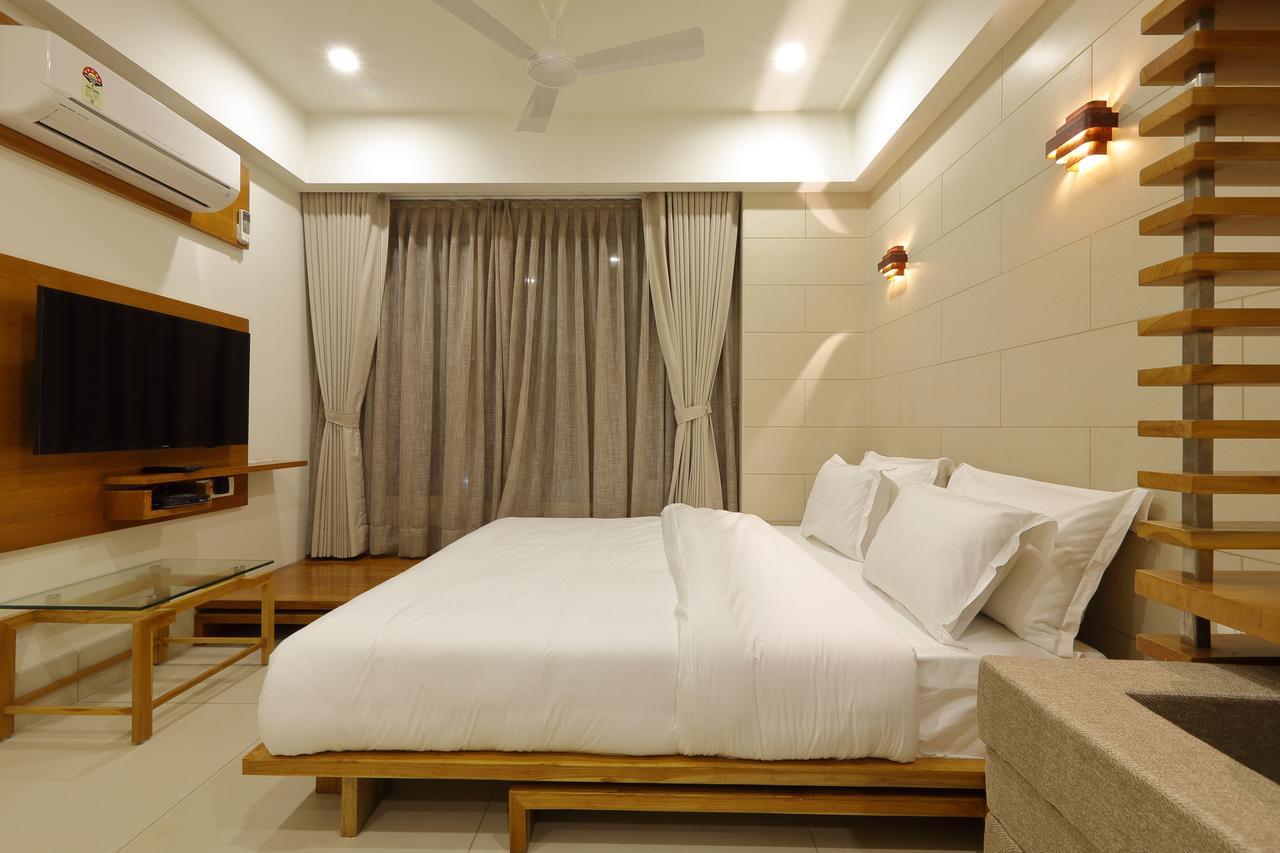 Hotel 440, A Serene Stay Amhedabad Dış mekan fotoğraf